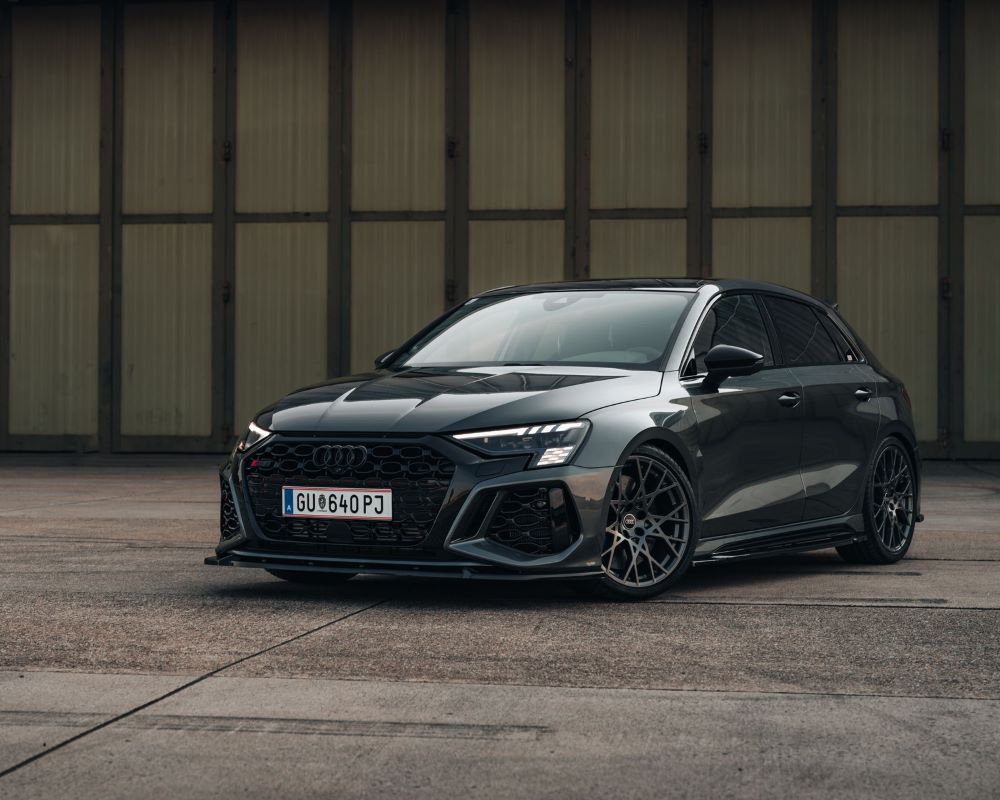 Body Kit für den Audi RS3 Sportback von Maxton Design – Perfektion in Design und Funktionalität