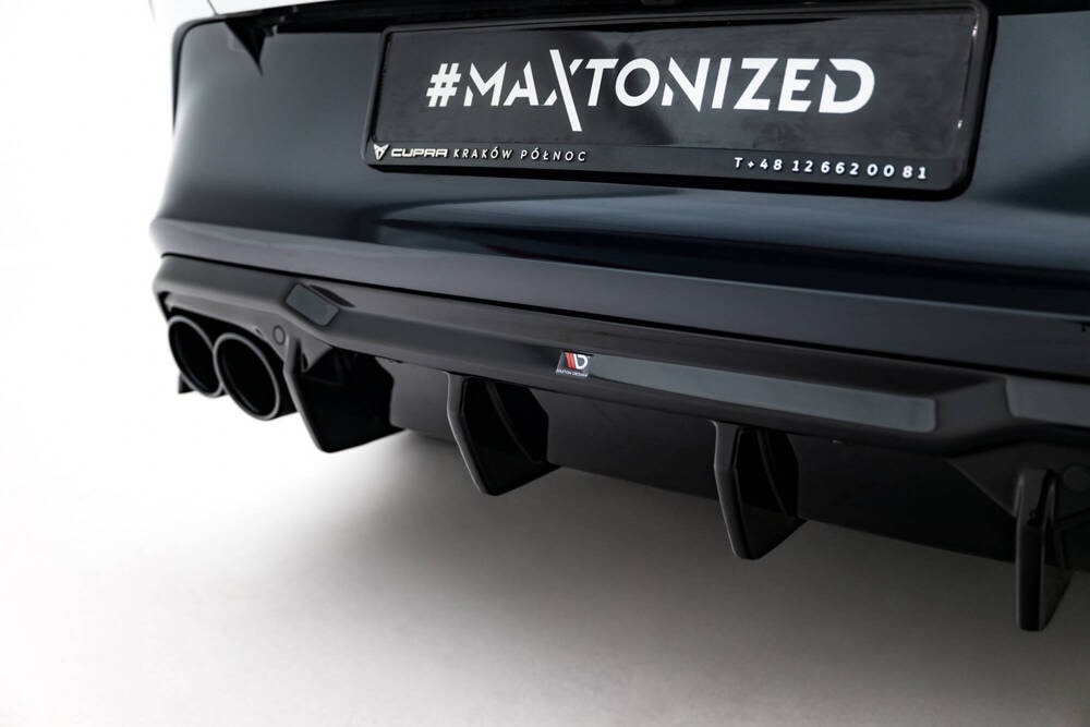 Zentraler Hinterer Splitter für Audi SQ7 4M Facelift von Maxton Design