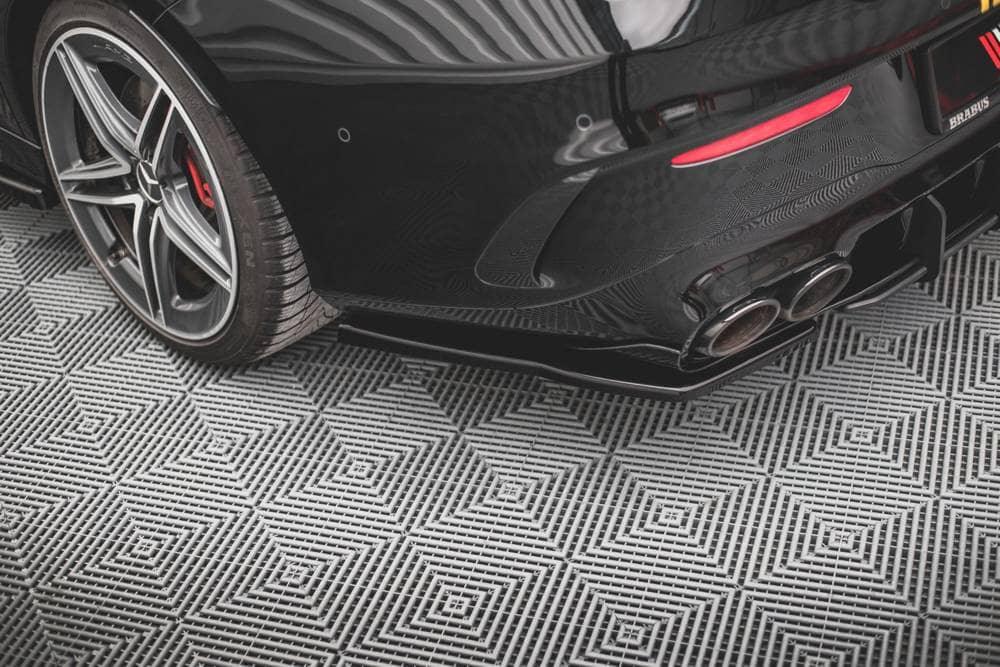 Seitliche Heck Diffusor Erweiterung  für Mercedes CLA 45 AMG C118 von Maxton Design